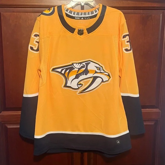 adidas Nashville Predators Jersey - Picture 1 of 4
